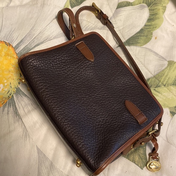 Vintage Dooney & Bourke All Weather Leather B211 Zip Top Shoulder Bag - Picture 4 of 14